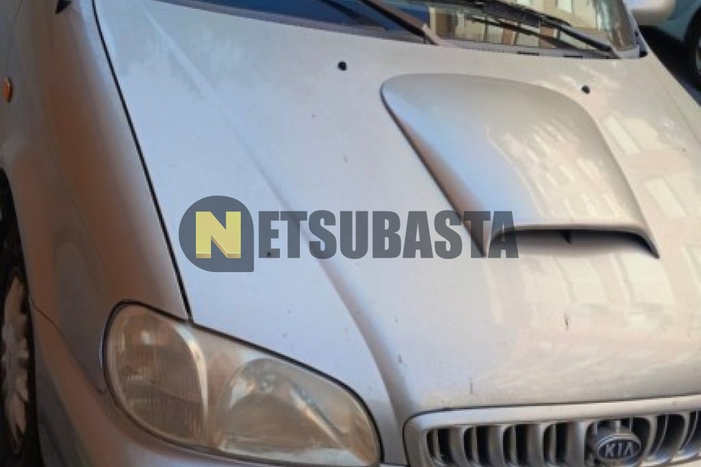 Kia Carnival 2.9 TDI 2001