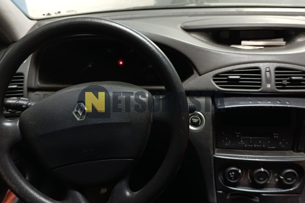 Renault Laguna 1.6 16v 2003