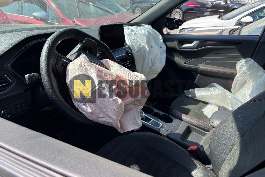 Ford Kuga 2.5 FHEV 2024