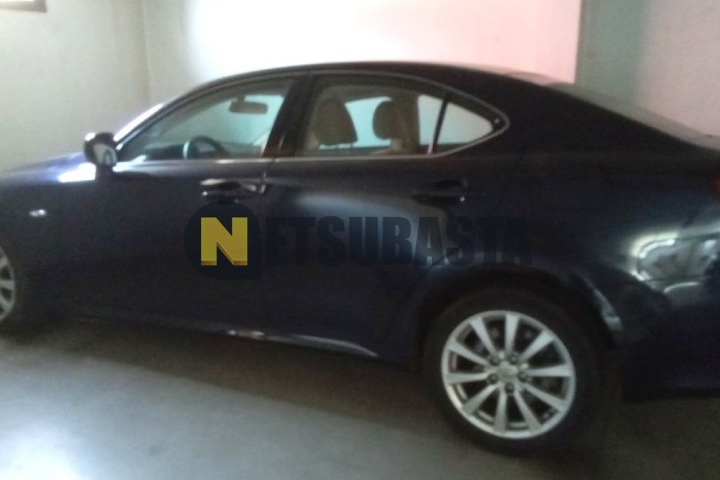 Lexus IS 220d 2008