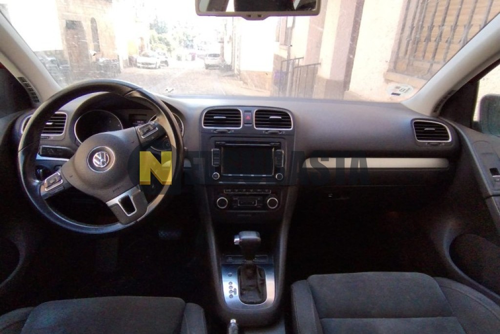 Volkswagen Golf 1.6 TDI DSG 7 vel. 2010