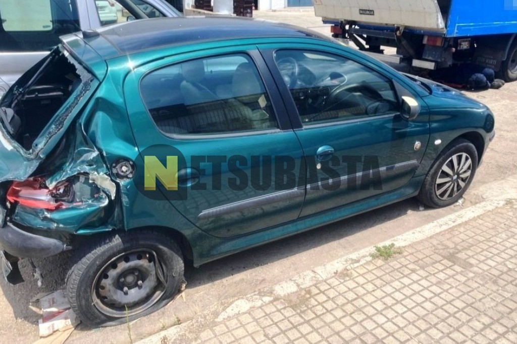 Peugeot 206 1.4 Aut. 2001