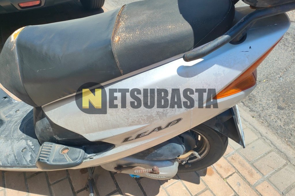 Honda SCV 100 LEAD 2008