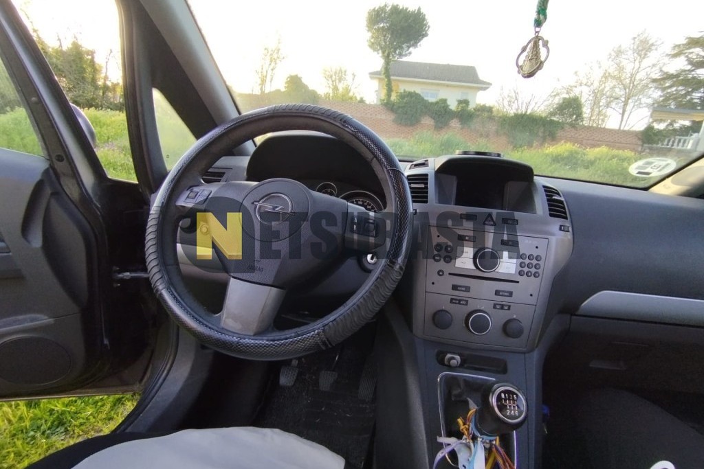Opel Zafira 1.9 CDTi 2006
