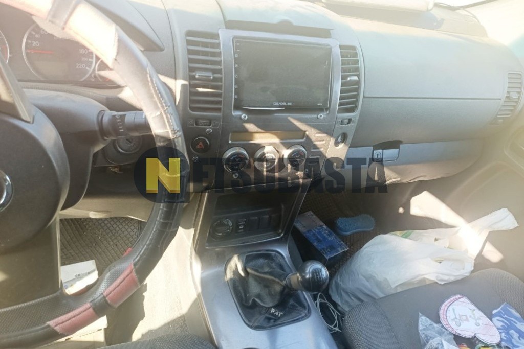 Nissan Pathfinder 2.5 dCi 2008