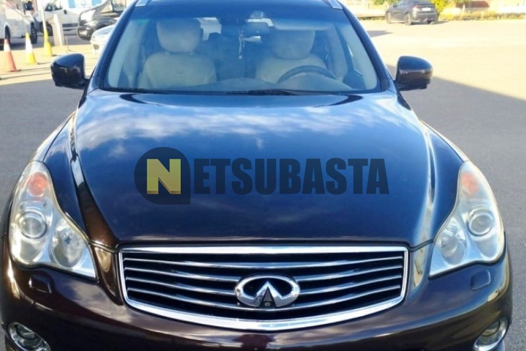 Infiniti EX30d 2010