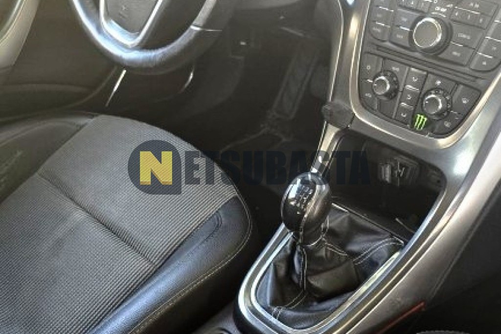 Opel Astra 1.7 CDTI 2012