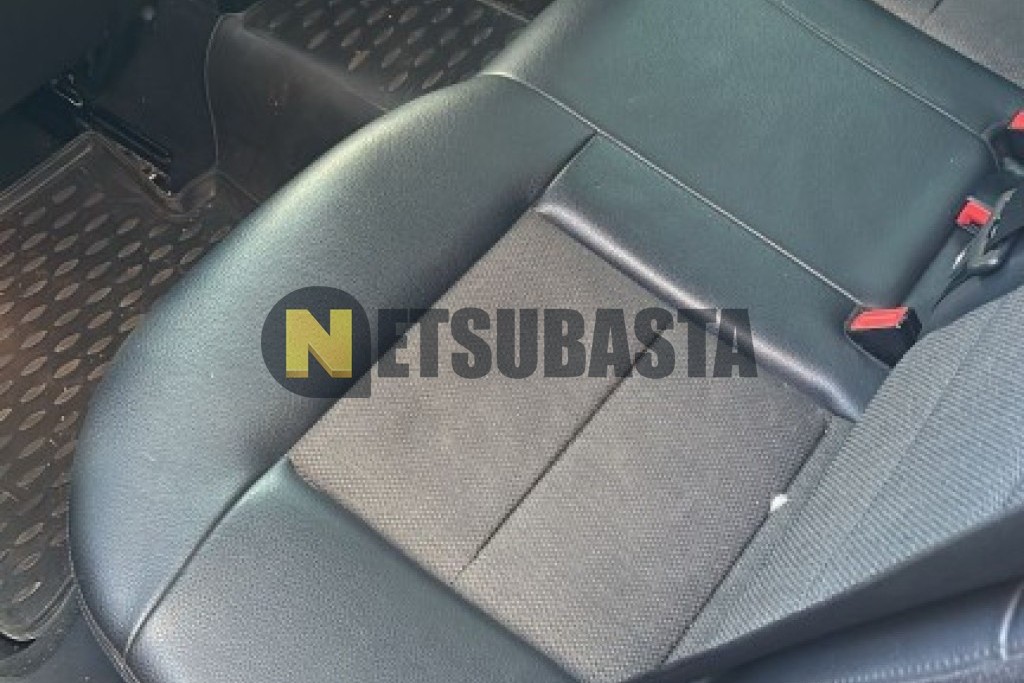 Mercedes-Benz E 220 CDI BlueEFFICIENCY Estate Aut. 2012