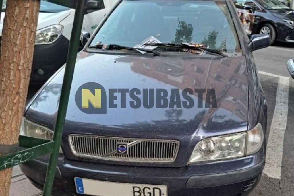 Volvo S40 2.0T 2001