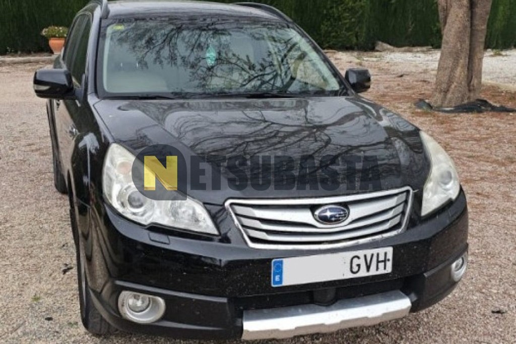 Subaru Outback 2.5i Lineartronic 2010