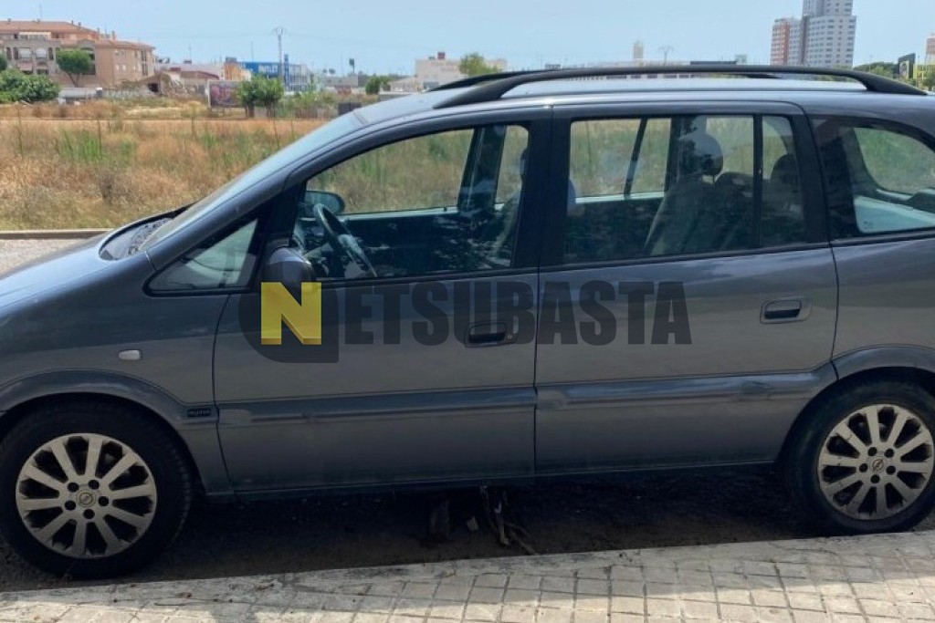 Opel Zafira 2.2 DTi 16V 2005