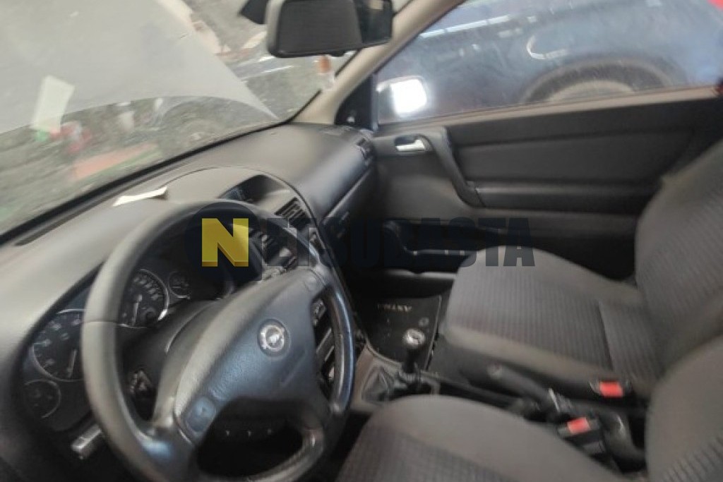 Opel Astra 2.0 DTi 2003