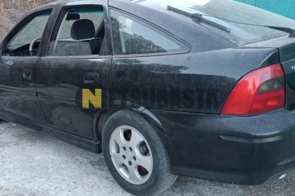 Opel Vectra 2.0 DTI 2000