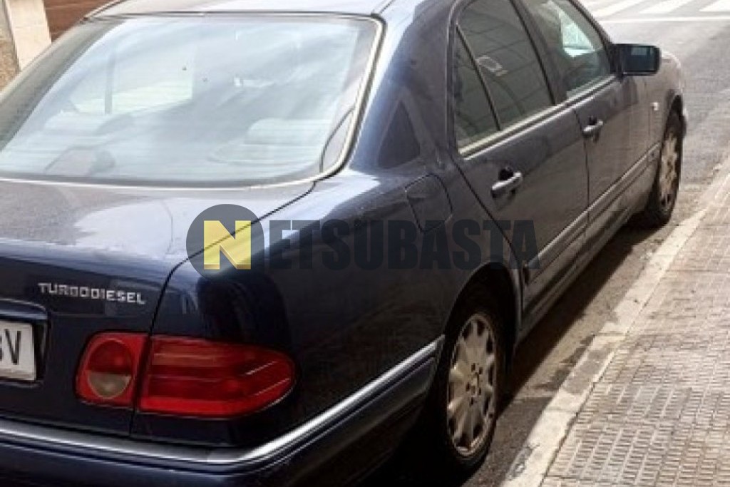 Mercedes-Benz E 300 TD Aut. 1997