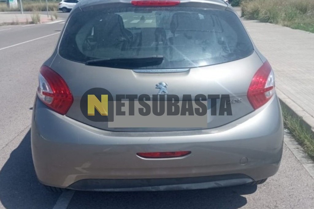 Peugeot 208 1.2 VTi Pure Tech 2014