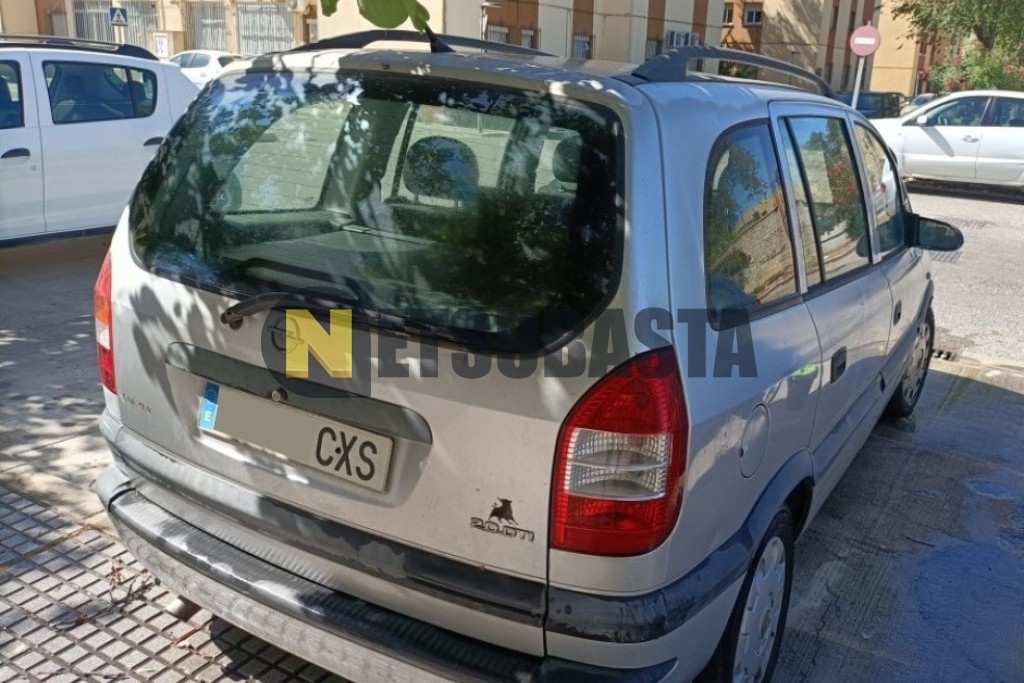 Opel Zafira 2.0 DTi 2004