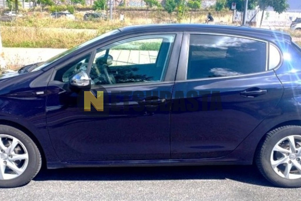 Peugeot 208 1.6 e-HDi 2015