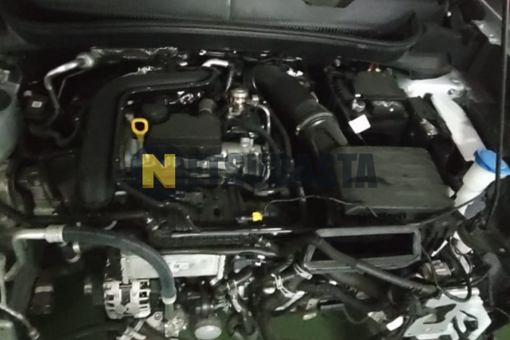 Volkswagen T-Cross 1.0 TSI 2024