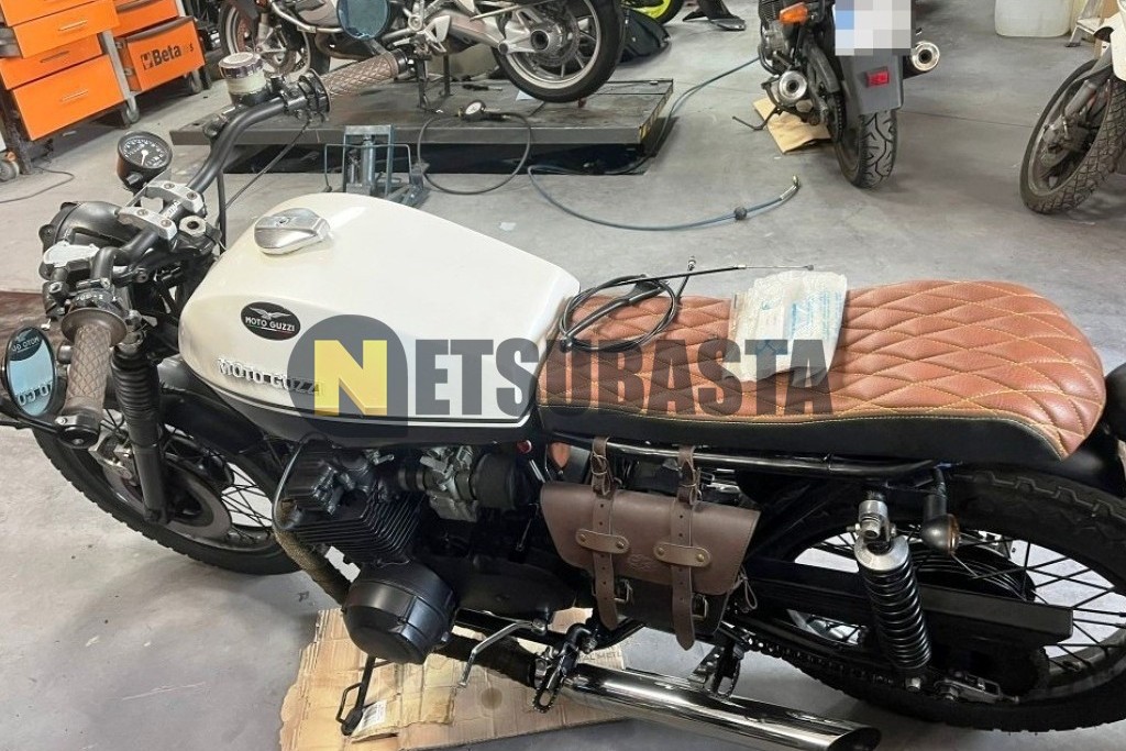 Moto Guzzi 400 GTS 1977