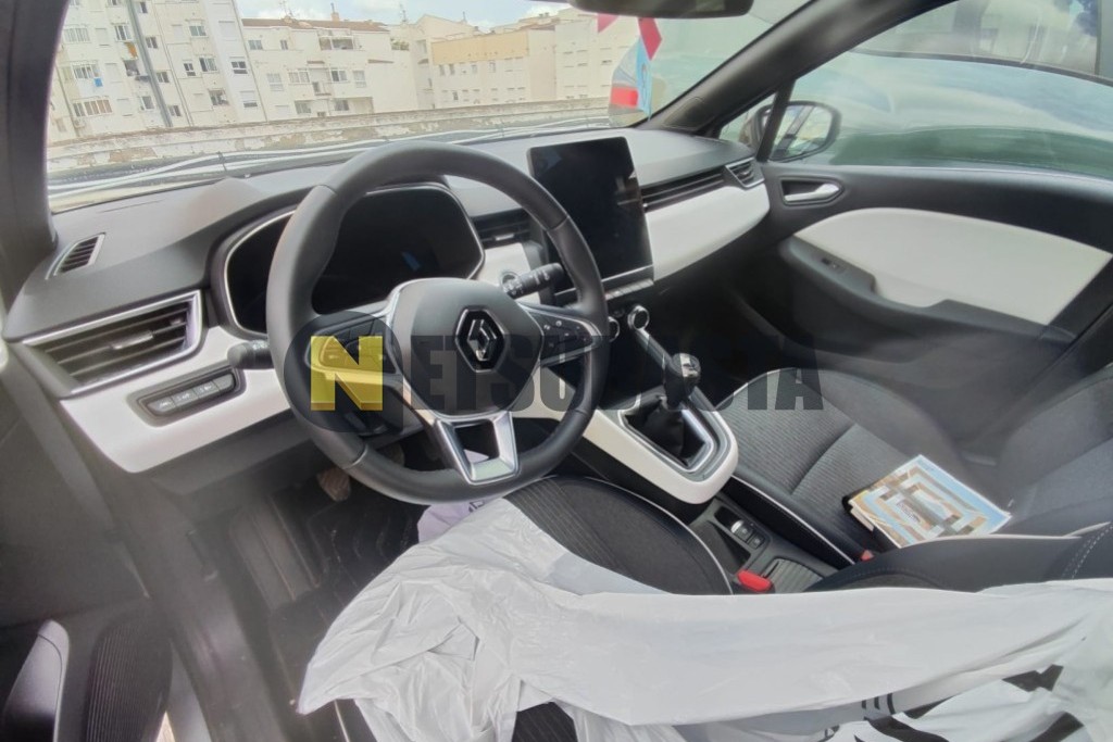 Renault Clio 1.4 TCe 2023