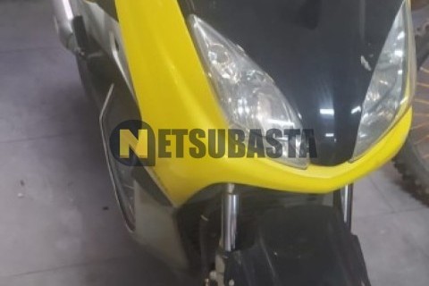 Suzuki BURGMAN 200 2011