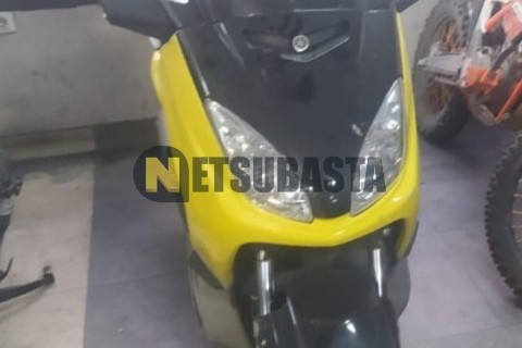 Suzuki BURGMAN 200 2011