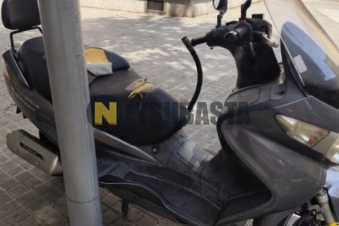 Suzuki BURGMAN 200 2011