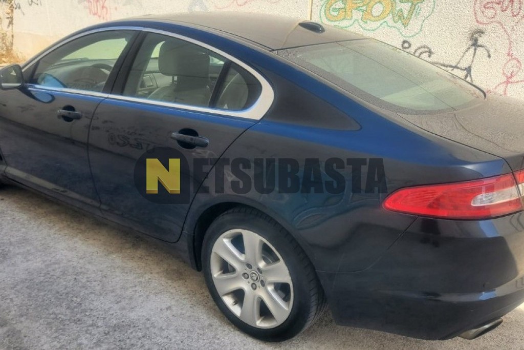 Jaguar XF 2.7D V6 2008