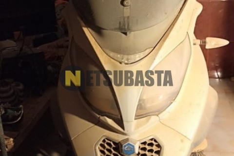 Suzuki BURGMAN 200 2011