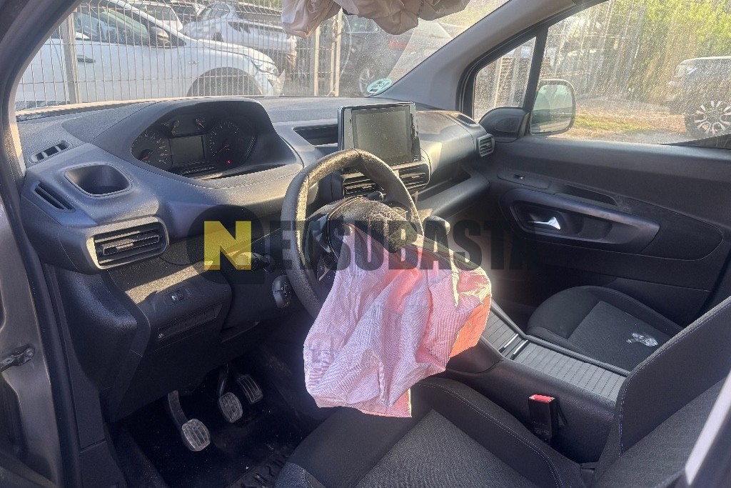 Peugeot Rifter 1.2 PureTech 2022