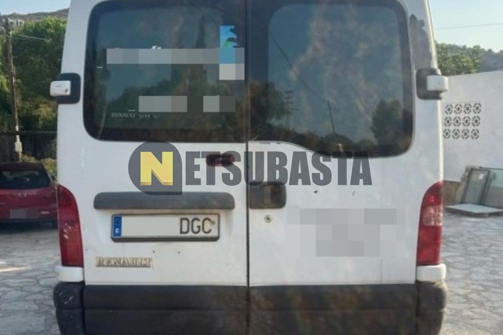 Renault Master Furgon 2.5 dCi 2000