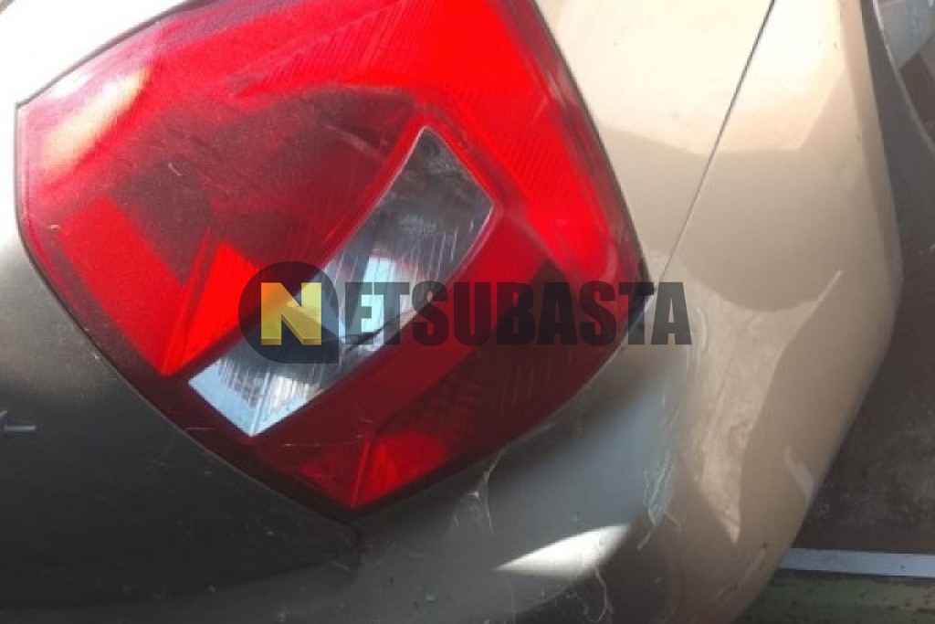 Kia Cerato 2.0 CRDi 2004