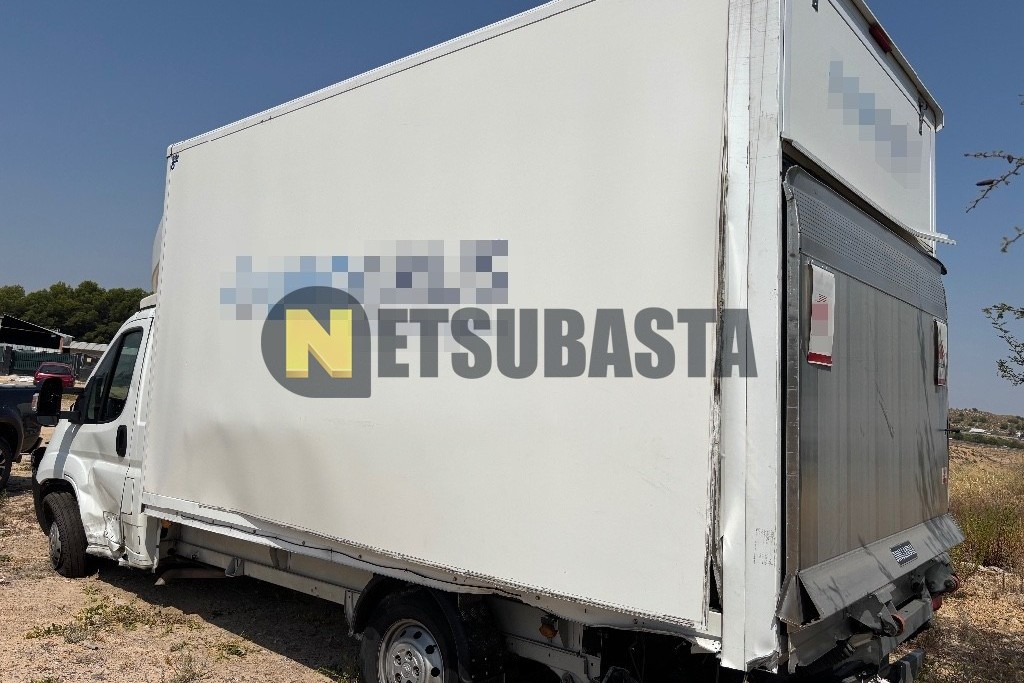 Citroën Jumper 2.2 BlueHDI Caja/Chasis 2021
