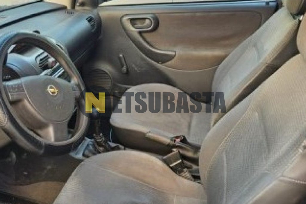Opel Corsa 1.0 12v 2002