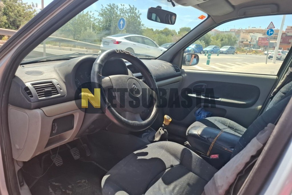 Renault Clio 1.5 dCi 2003