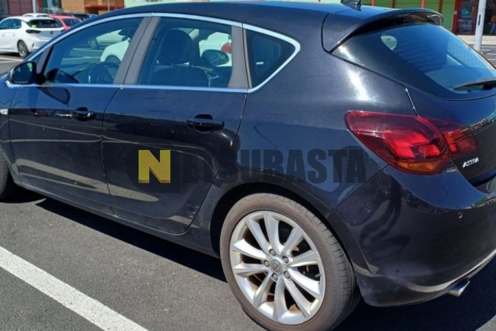 Opel Astra 2.0 CDTI 2010
