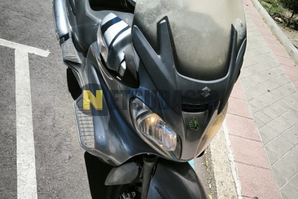 Suzuki Burgman 650 Executive 2006
