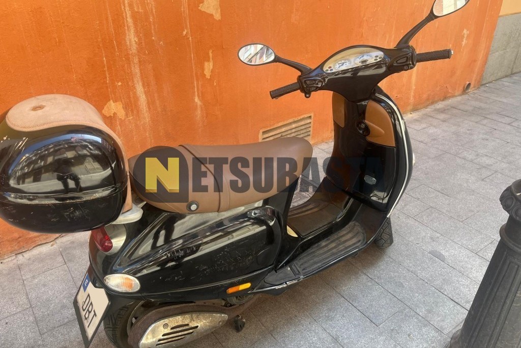 Vespa GTS 125 2004