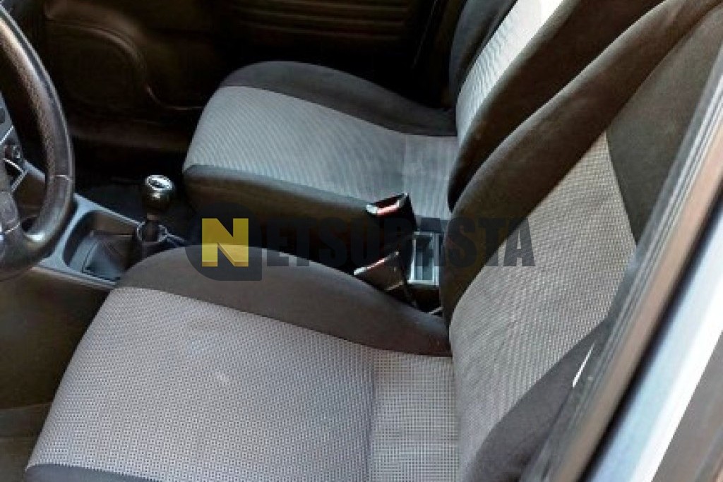 Opel Zafira 2.0 DTi 16V 2005