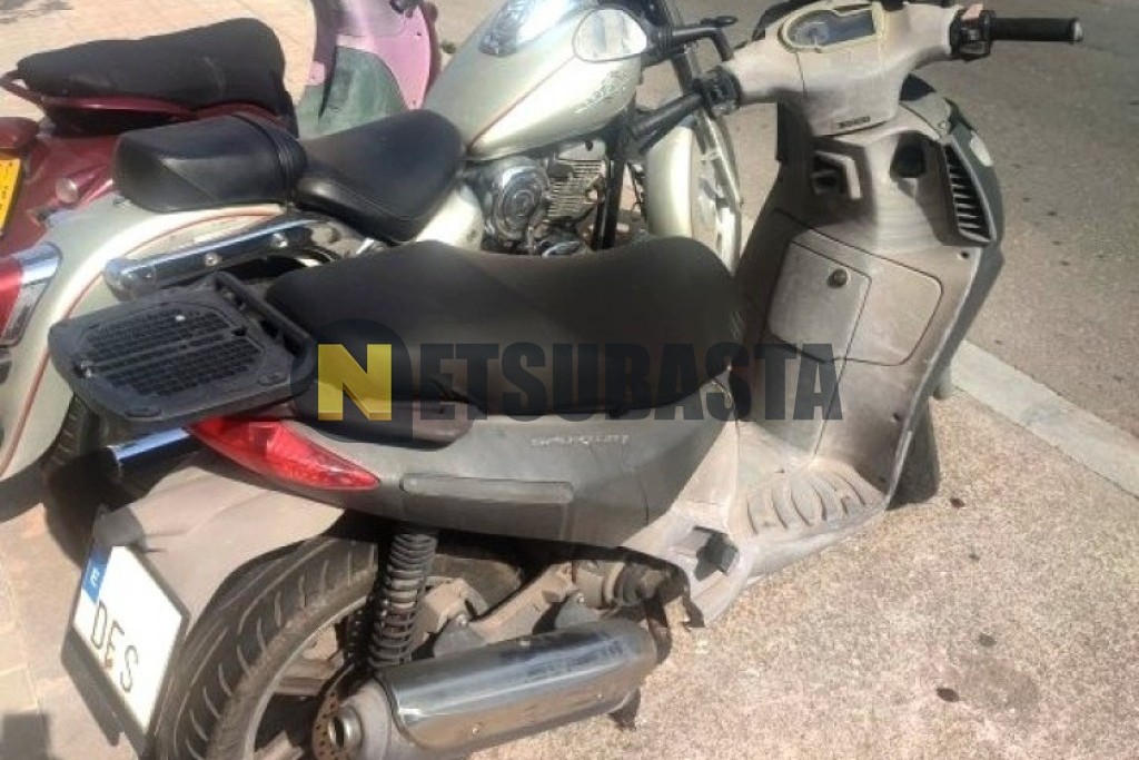 Aprilia SPORTCITY 200 2005