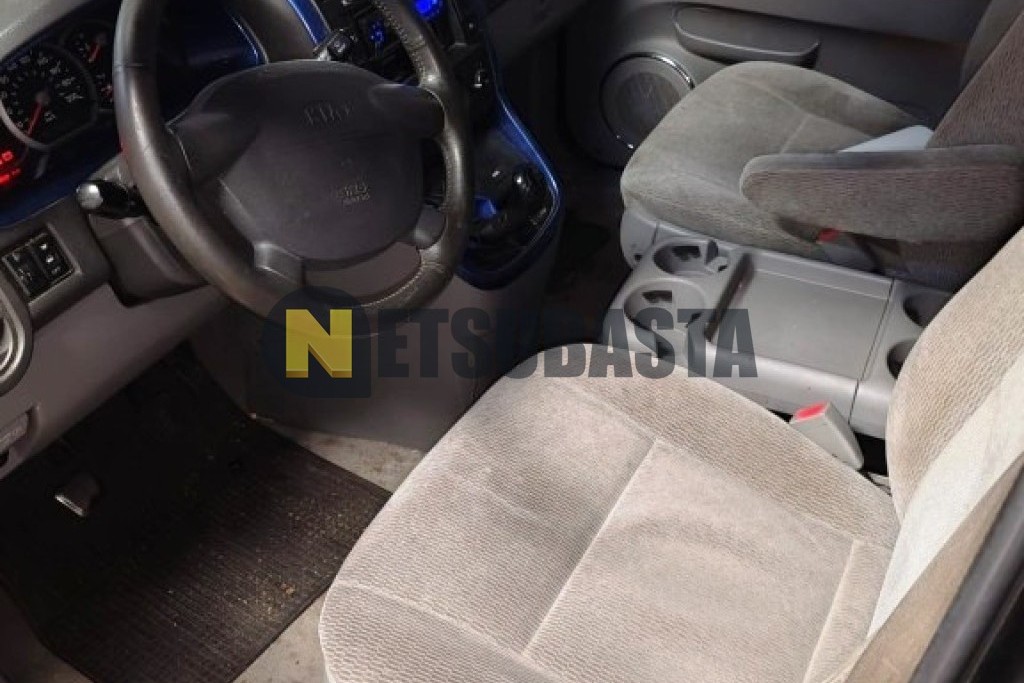 Kia Carnival 2.9 CRDi 7 plazas 2006