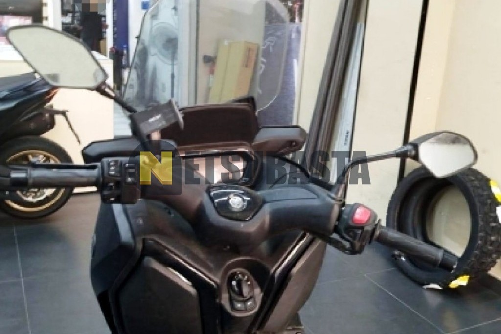 Yamaha XMAX 300 2024