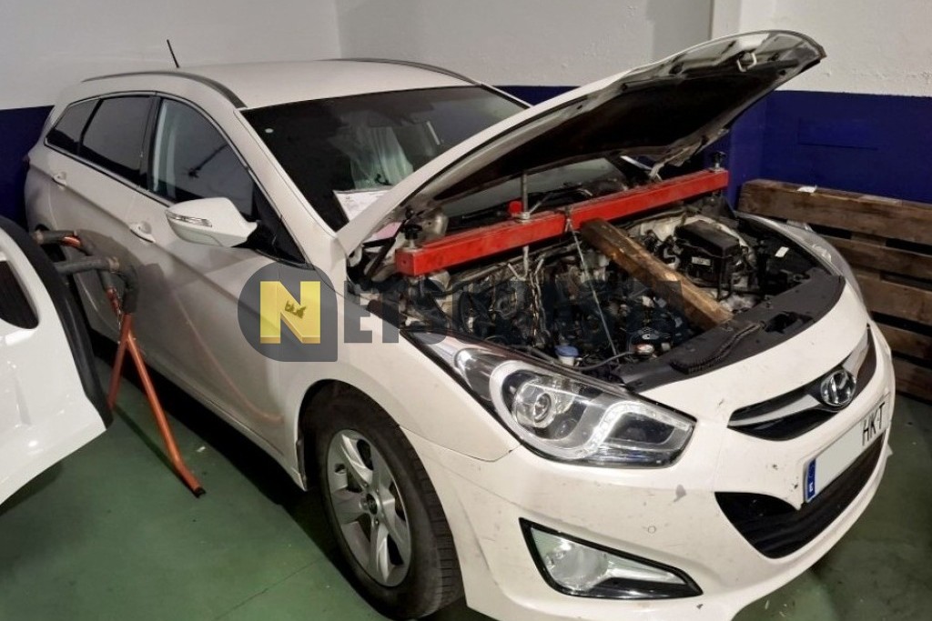 Hyundai i40 CW 1.7 CRDi BlueDrive 2012