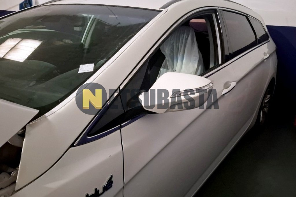Hyundai i40 CW 1.7 CRDi BlueDrive 2012