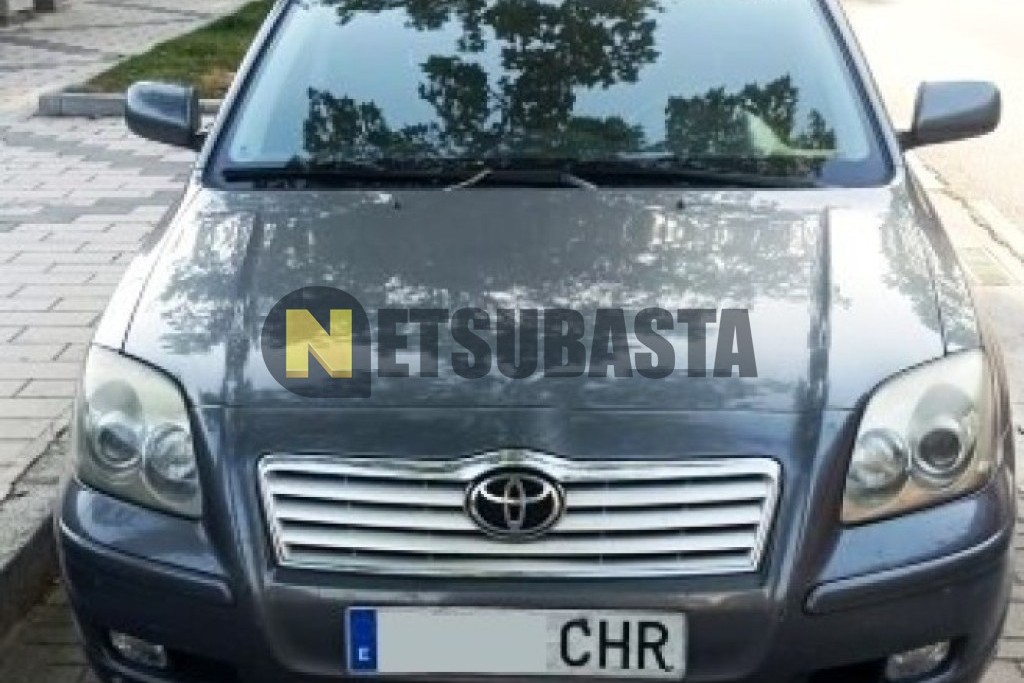 Toyota Avensis 2.0 D-4D 2003