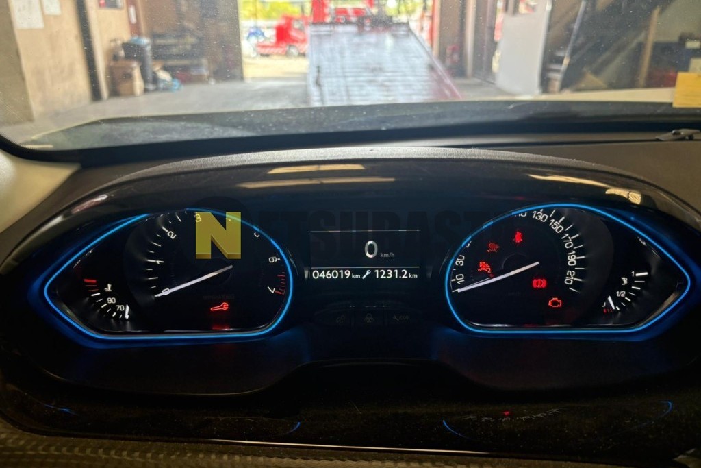 Peugeot 2008 1.2 PureTech 2019