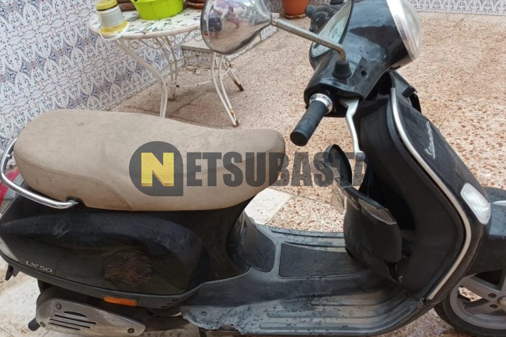 Piaggio Vespa LX 50 2011