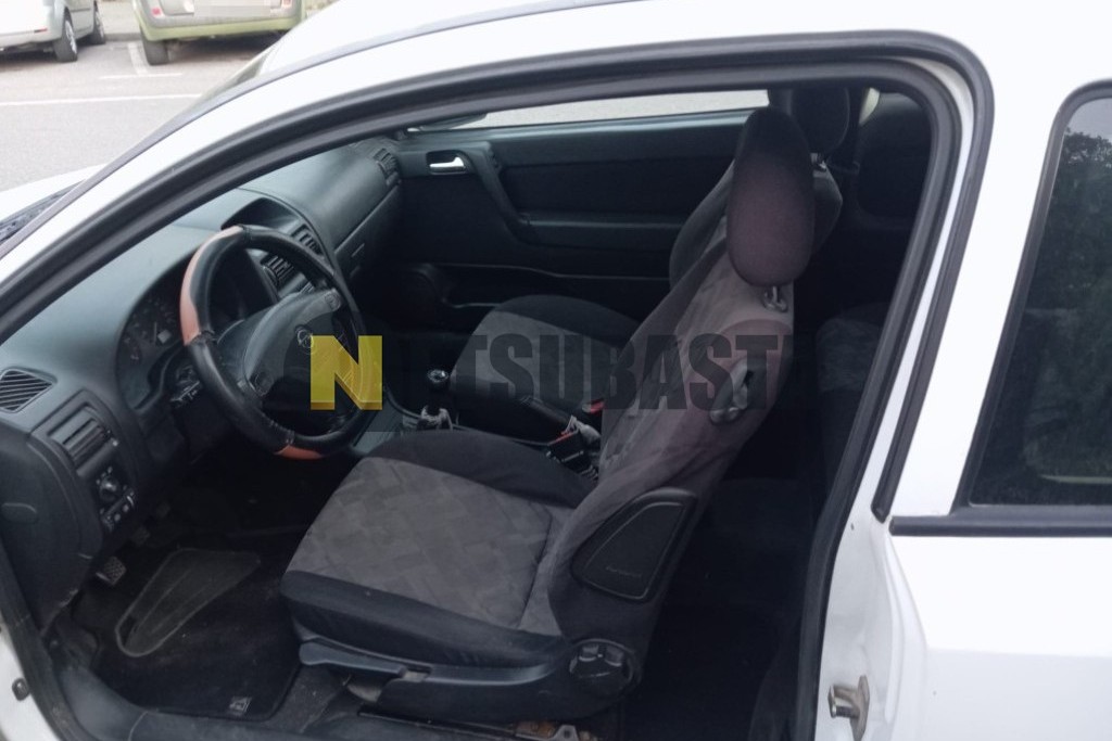 Opel Astra 2.0 DI 16V 2000