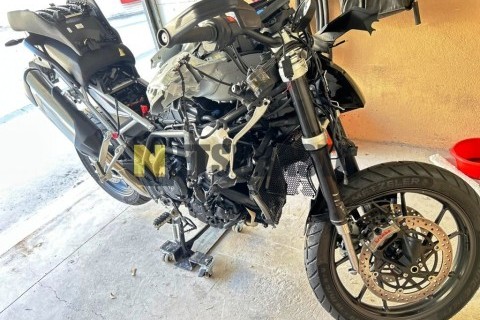 Yamaha YZF R6 2000