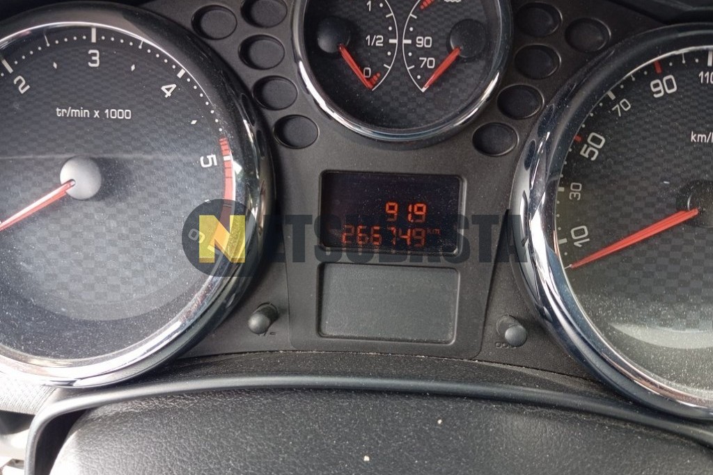 Peugeot 207 CC 1.6 HDi 2012